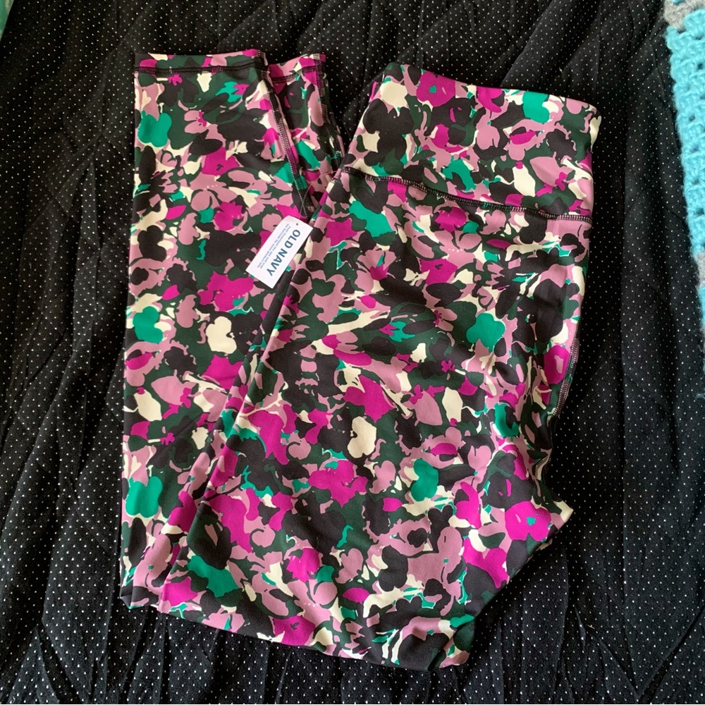 NWT Old Navy Floral Leggings